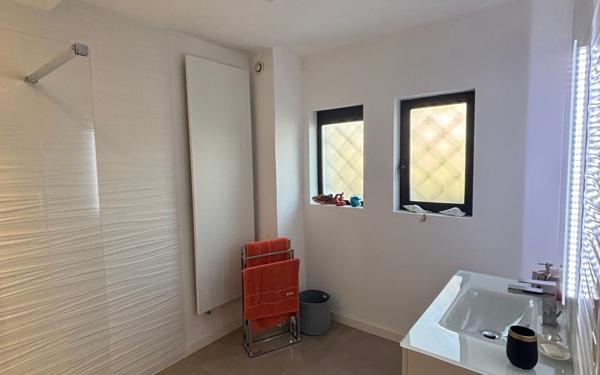 Maison à vendre    6 pièces • 220 m2 Pau