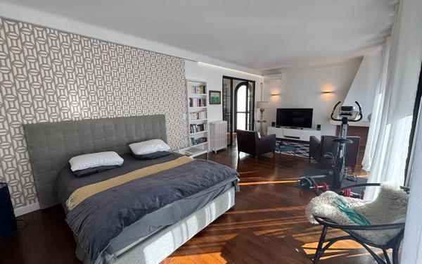 Maison à vendre    6 pièces • 220 m2 Pau