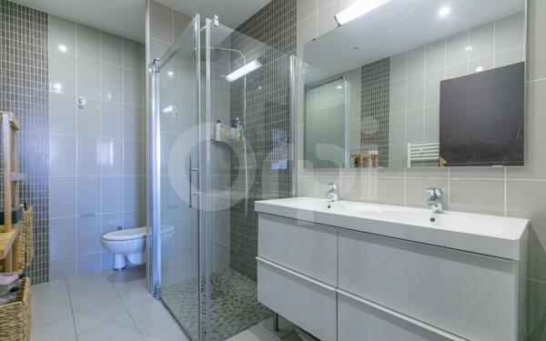 Appartement à vendre    5 pièces • 140,48 m2 Nogent-sur-Marne