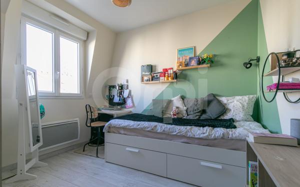 Appartement à vendre    5 pièces • 140,48 m2 Nogent-sur-Marne