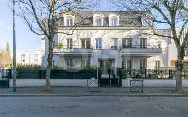 Appartement à vendre    5 pièces • 140,48 m2 Nogent-sur-Marne