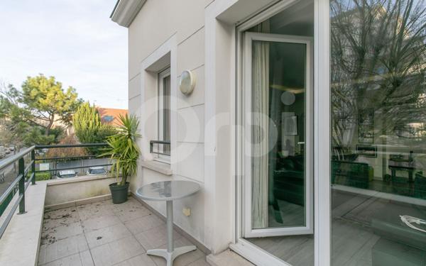 Appartement à vendre    5 pièces • 140,48 m2 Nogent-sur-Marne