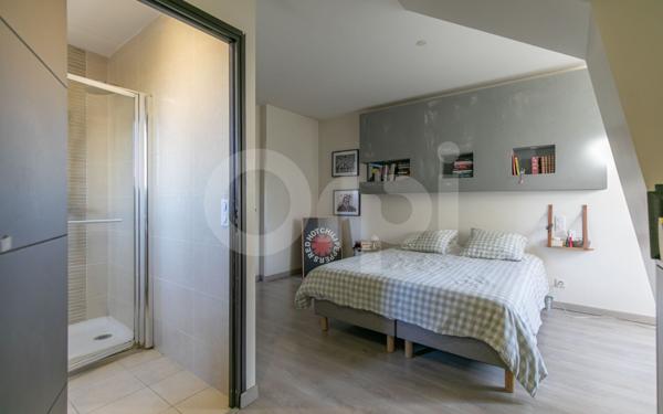 Appartement à vendre    5 pièces • 140,48 m2 Nogent-sur-Marne