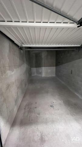 Location parking 15 m² Bons-en-Chablais