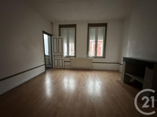 Immeuble à vendre  128 m2 ST QUENTIN - 02