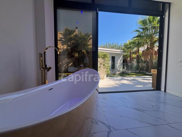 GRAU D'AGDE, VILLA CONTEMPORAINE P7 AVEC DOUBLE GARAGE, PRESTATIONS LUXUEUSES PROCHE MER, SECTEUR CALME