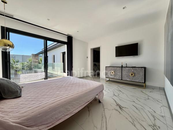 GRAU D'AGDE, VILLA CONTEMPORAINE P7 AVEC DOUBLE GARAGE, PRESTATIONS LUXUEUSES PROCHE MER, SECTEUR CALME