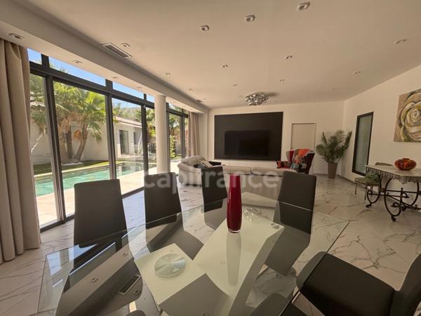 GRAU D'AGDE, VILLA CONTEMPORAINE P7 AVEC DOUBLE GARAGE, PRESTATIONS LUXUEUSES PROCHE MER, SECTEUR CALME