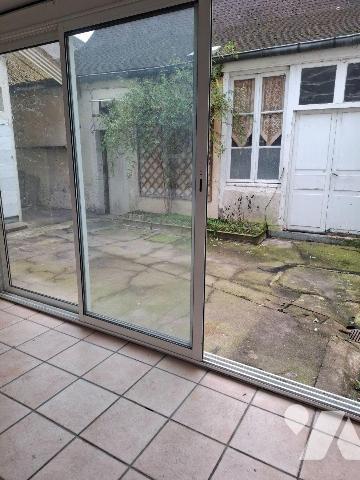 Maison à Vendre à Châteauneuf-sur-Cher (18190) en Cher (18)

Cette maison d'une surface habit...