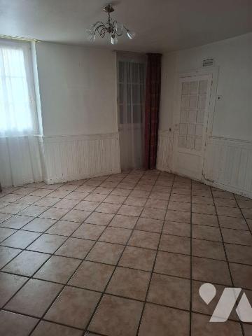 Maison à Vendre à Châteauneuf-sur-Cher (18190) en Cher (18)

Cette maison d'une surface habit...