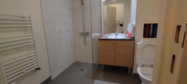 Peypin (13124) studio de 28m² avec terrasse et place de stationnement