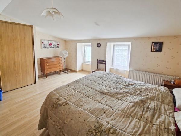 Maison en pierres 98 m2 habitables / 113 m² au sol