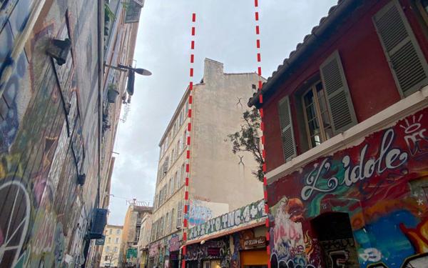 Maison à vendre    7 pièces • 300 m2 Marseille 6