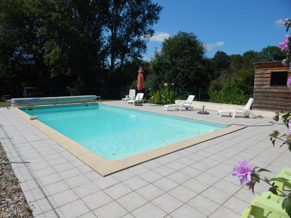 Commerce à vendre à Monbahus (47290) - Lot-et-Garonne
