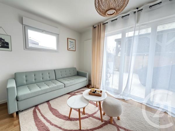 Appartement F3 à vendre  3 pièces - 70 m 2   BEGLES  - 33