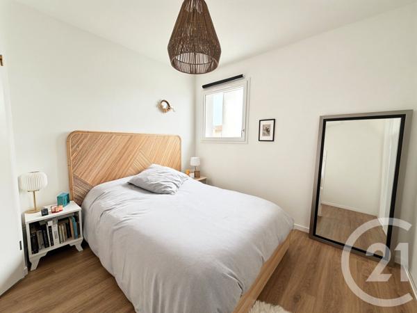 Appartement F3 à vendre  3 pièces - 70 m 2   BEGLES  - 33