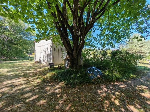 Maison à finir, sans vis-à-vis, écrin de verdure