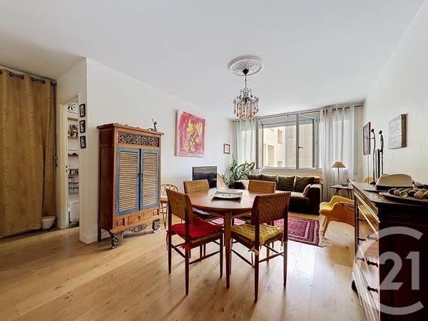 Appartement T3 à vendre  3 pièces - 66 m 2   BORDEAUX  - 33
