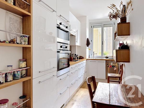 Appartement T3 à vendre  3 pièces - 66 m 2   BORDEAUX  - 33