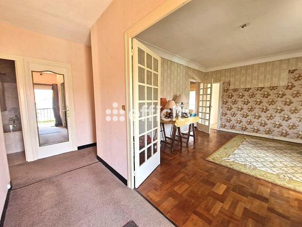 Maison
         7 pièces
        - 188 m² Bien prestige 447 000 € *