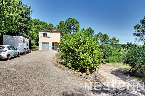 A VENDRE à LORGUES - Propriété 125m² avec piscine et grand terrain clos.