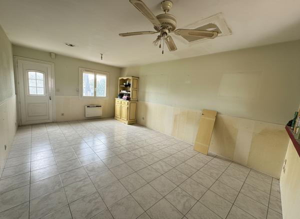 À VENDRE VILLA PLAIN-PIED 2 FACES DE 75 M2 AVEC GARAGE ET JARDIN