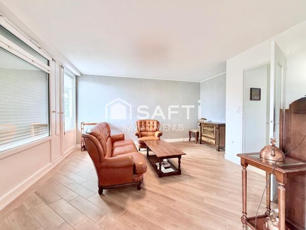 A SOISSONS 02, QUARTIER MAUPAS, APPARTEMENT 4 P. AVEC BALCON, CAVE ET GARAGE.