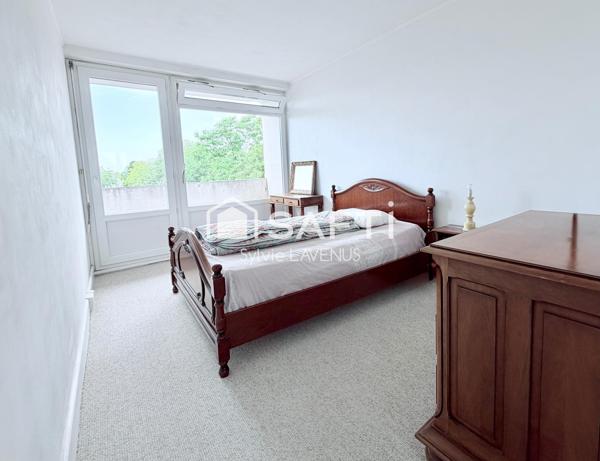 A SOISSONS 02, QUARTIER MAUPAS, APPARTEMENT 4 P. AVEC BALCON, CAVE ET GARAGE.