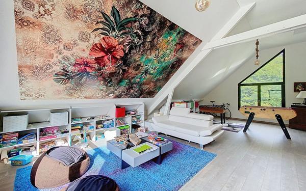 Maison à vendre    6 pièces • 190 m2 Houdan