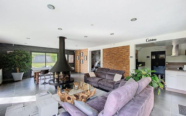 Maison à vendre    6 pièces • 190 m2 Houdan