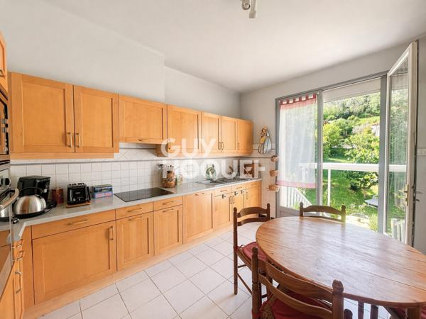 MAISON À VENDRE DE 6 PIÈCES DE 122,00 M²