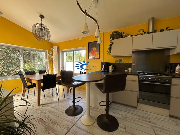 LA ROCHELLE MAISON TYPE ECHOPPE + GARAGE ET PISCINE AU CALME  La rochelle