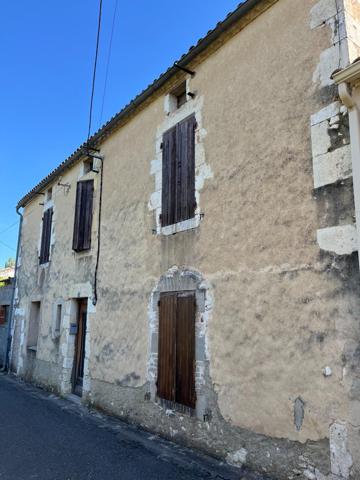 Maison en pierre avec jardin au cœur de la bastide