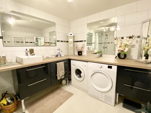 Port Guillaume - Spacieux appartement offrant une superbe vue sur le port et la mer