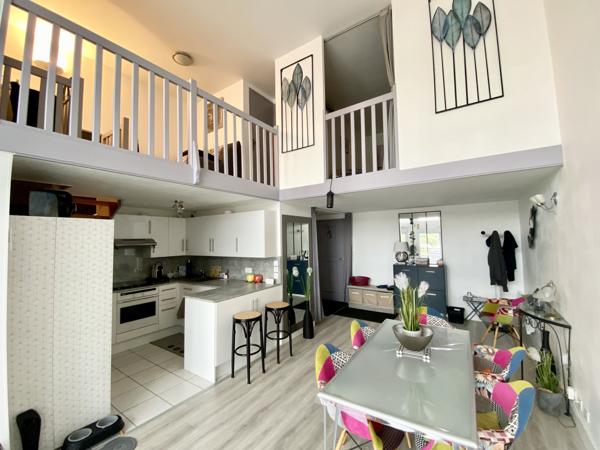 Port Guillaume - Spacieux appartement offrant une superbe vue sur le port et la mer