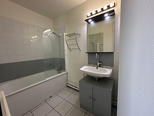 Parking + appartement