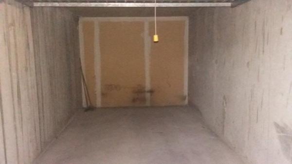 Parking + appartement