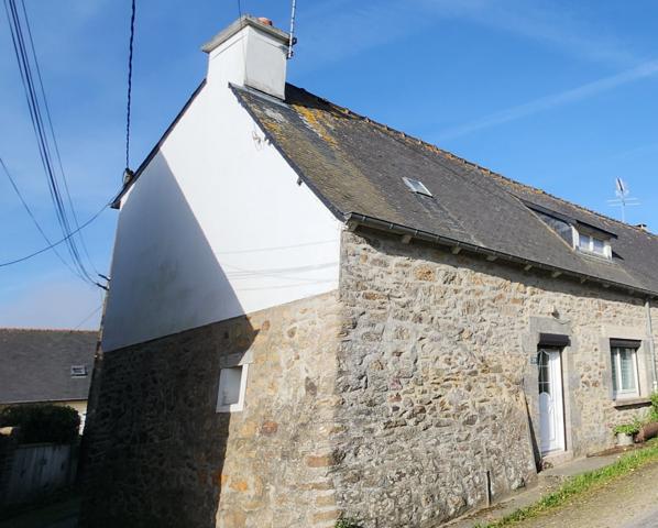 Maison mitoyenne à rénover  Fort potentiel à Plédran