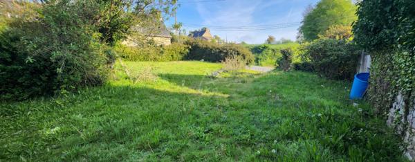 Maison mitoyenne à rénover  Fort potentiel à Plédran