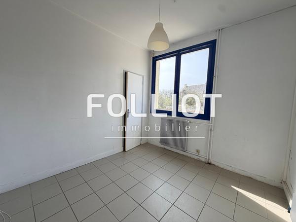 Immeuble de fort potentiel 9 pièces à vendre aux Pieux