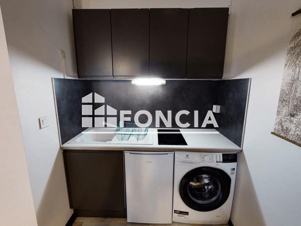 Location Studio meublé 23.35 m² - 6 RUE ELIE VERNET Grenoble 38000
