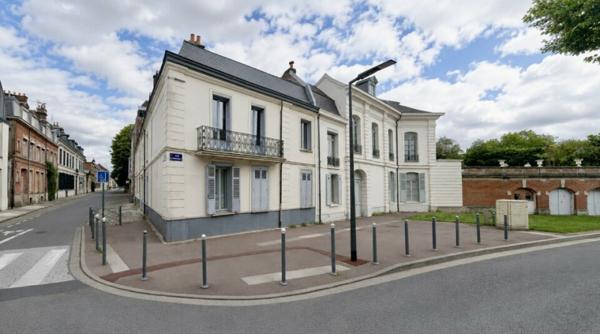 Vieux Lille - Hôtel particulier de 436 m² avec cour intérieure à usage professionnel / Hôtel particulier / Co-living Lille