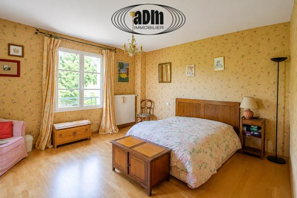Maison 6 pièce(s) 5 chambre(s) 145 m²