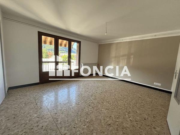 Location Appartement 4 pièces 95.7 m² - LE COTEAU Albertville 73200