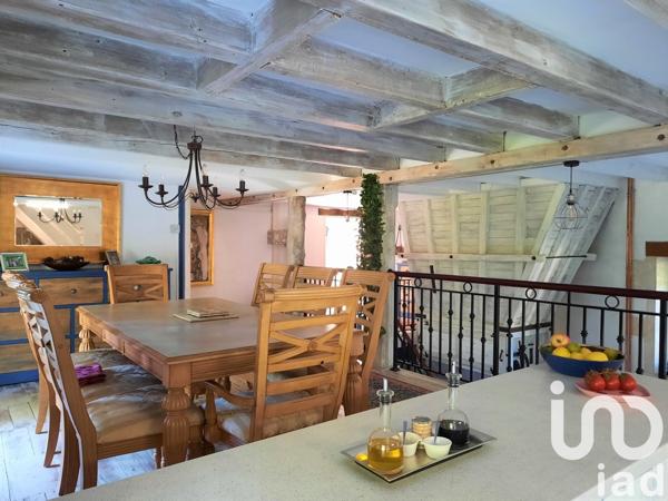 Moulin 20 pièces de 658 m² à Bourg-Charente (16200)