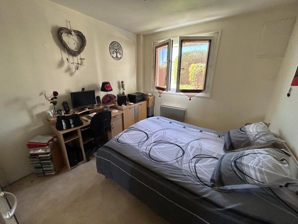 Maison
         5 pièces
        - 107 m² 172 000 € *