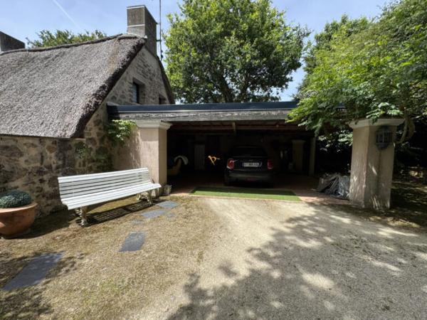 A visiter! Charmante chaumière – Superbe terrain avec piscine