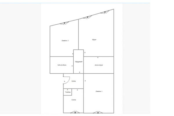VILLEURBANNE - Appartement de charme T3 de 85 m² – Possibilité T4 – Cachet de l’ancien et faibles charges
