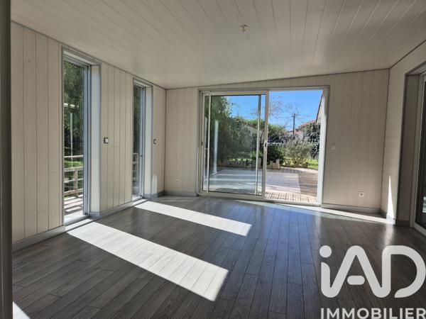 Maison à vendre 5 pièces 147 m² Valence-en-Poitou