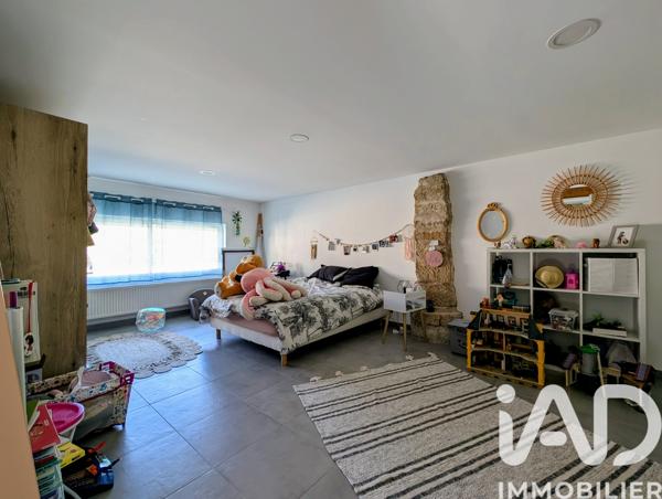 Maison à vendre 5 pièces 205 m² Châteauneuf-sur-Isère